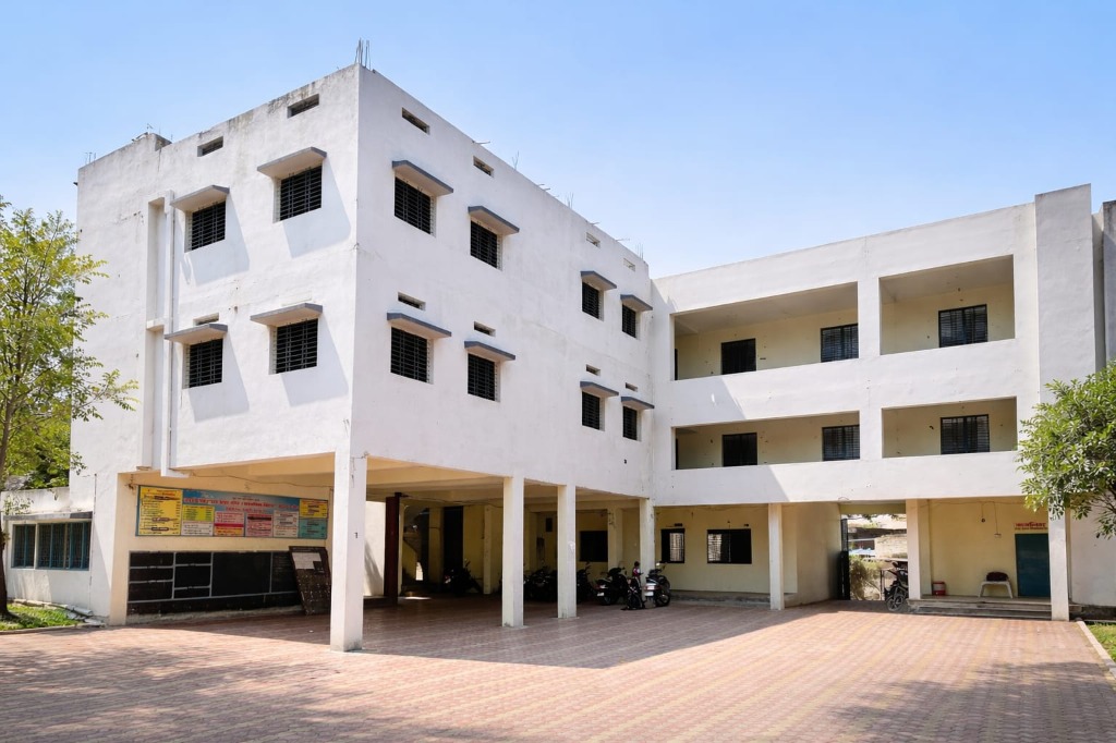 Dnyansagar NEET Center Main Building